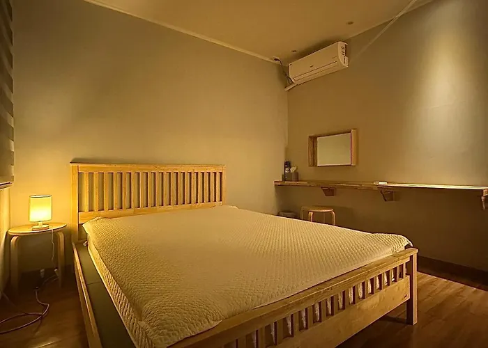 Spring Of Seogyo 307, 5 Minutes On Foot From Hongik Station Apartment