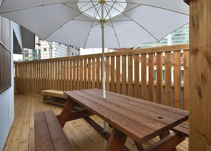 Apartment Spring Of Seogyo 307, 5 Minutes On Foot From Hongik Station