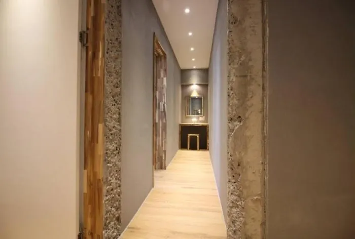 Spring Of Seogyo 307, 5 Minutes On Foot From Hongik Station *