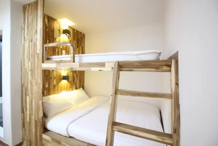 Апартаменты Spring Of Seogyo 307, 5 Minutes On Foot From Hongik Station