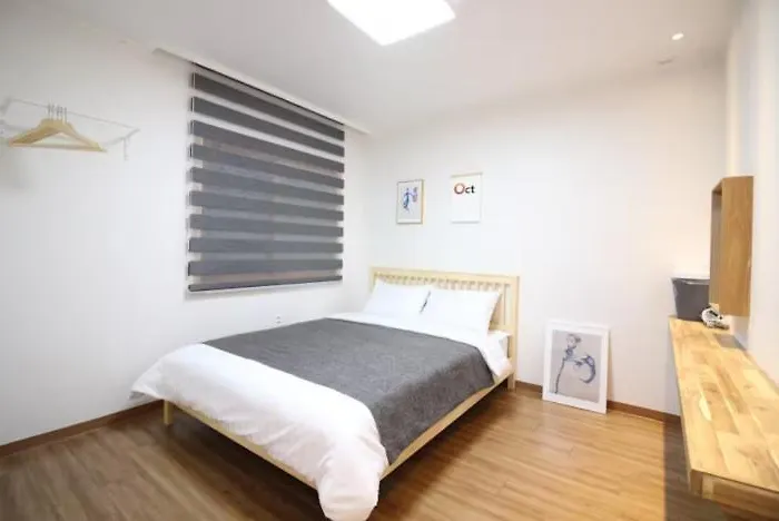 Spring Of Seogyo 307, 5 Minutes On Foot From Hongik Station Апартаменты